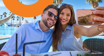 How to take care of your finances while traveling